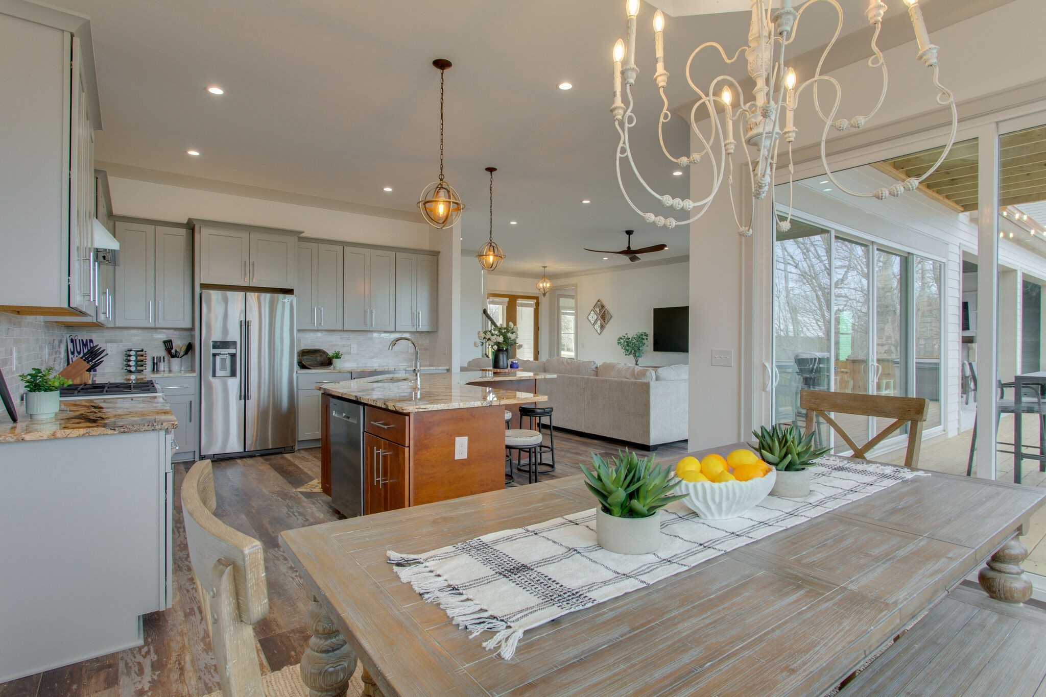 Sunvalley Custom Homes